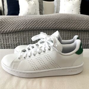 Adidas Advantage 2.0 White and Green Sneakers
